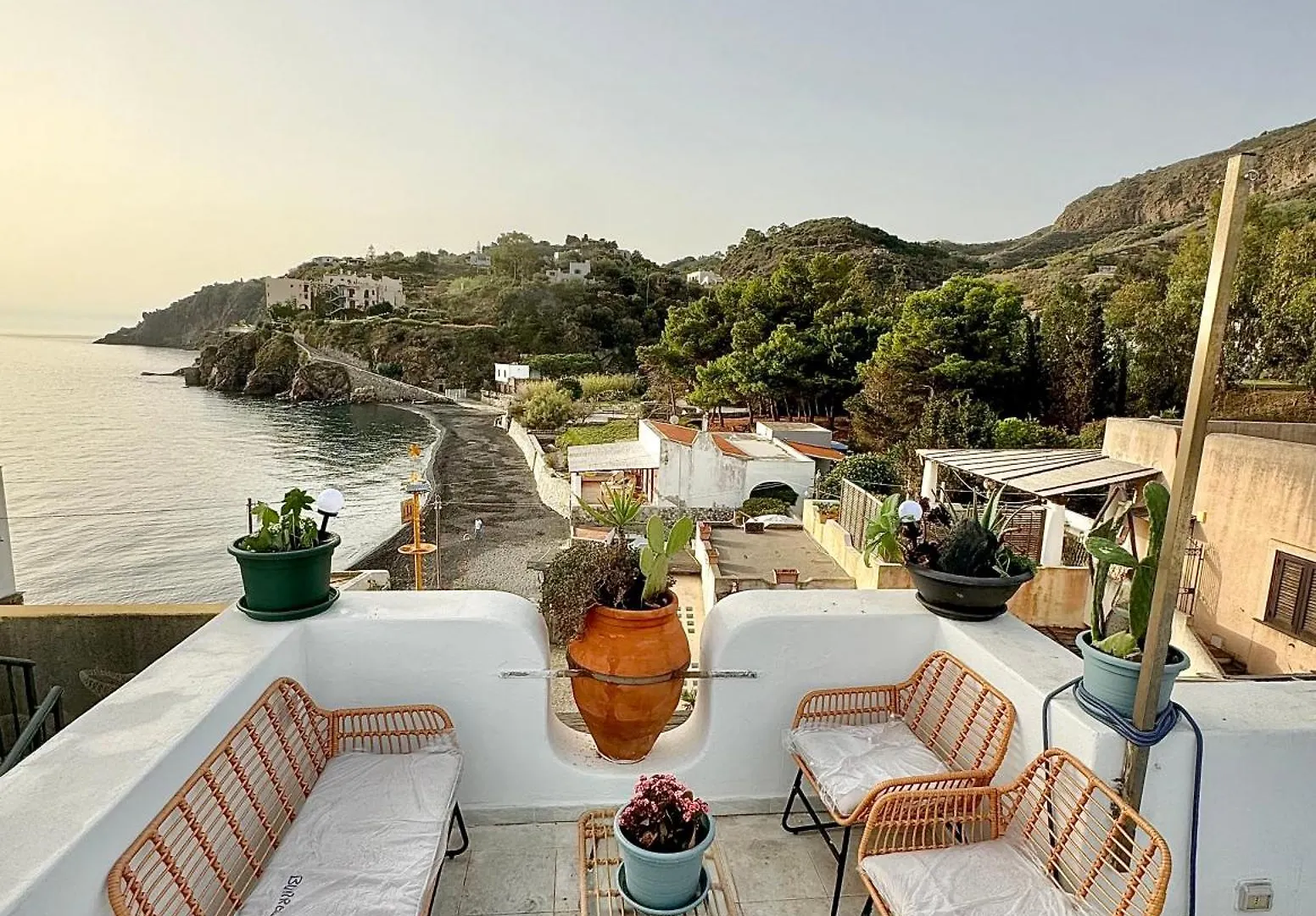 Casa Vacanze Lipari Da Sergio Spiaggia Sotto Casa Italy